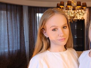 EllaAndOdelyna's Live official Profile Image