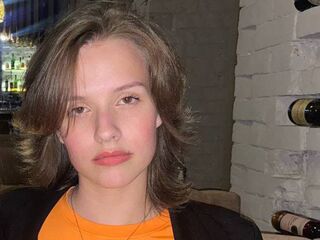 ElwineDennett's Live free cam Profile Image