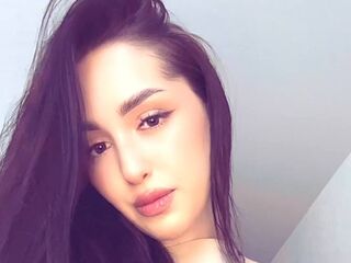 GemmaGreaves's Live cam tips and shows Profile Image