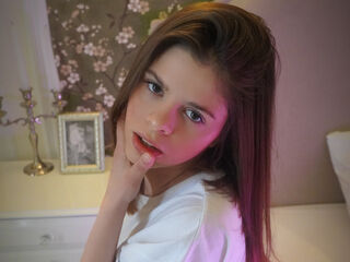 MaddyDoly's MyFreeCams live cam shows Profile Image