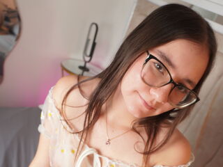 MiaHilfiger's Live cam boobs Profile Image