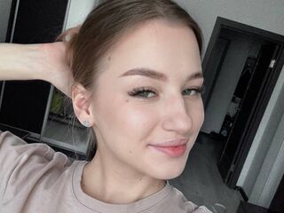 MonaVilonny's Nude live cam girls Profile Image