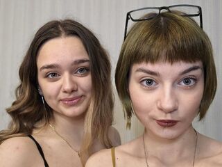 NoreenAndJuliana's Latina live cam models Profile Image