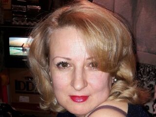 SofiaDeLuxe's Brunette live cam models Profile Image