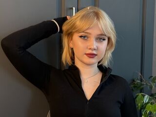 UdelaGoodhart's Live free chat Profile Image
